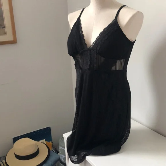 chinese dress ladies Marlene Black Flared Lace Maxi Dress main image 1